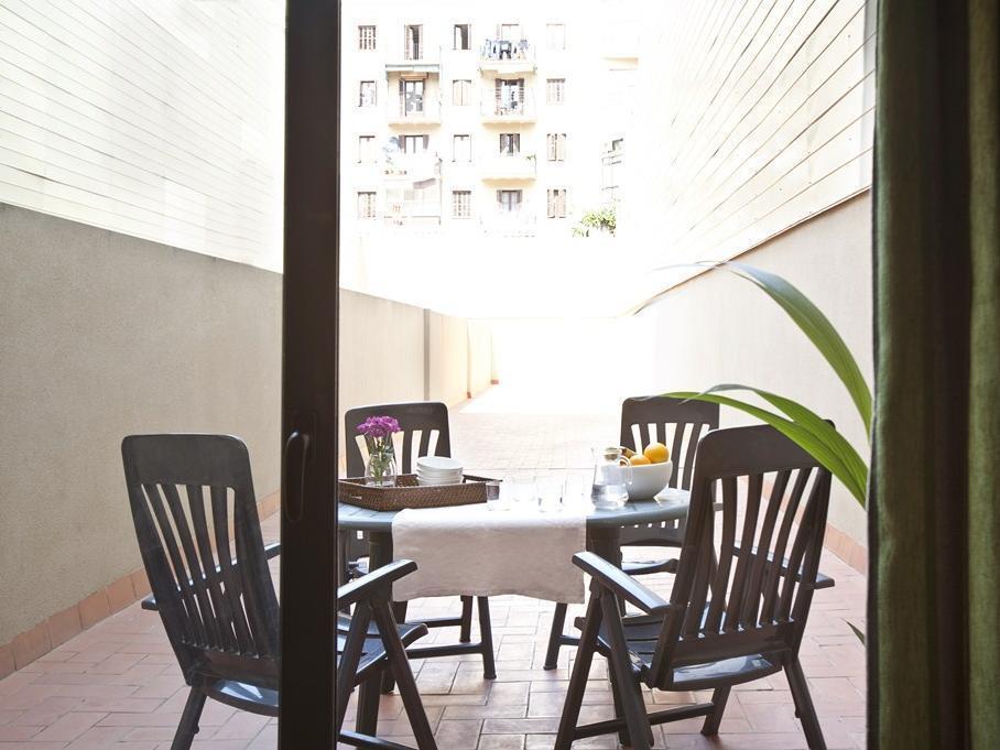 AinB Eixample - Entença Apartments Barcelona Exterior foto