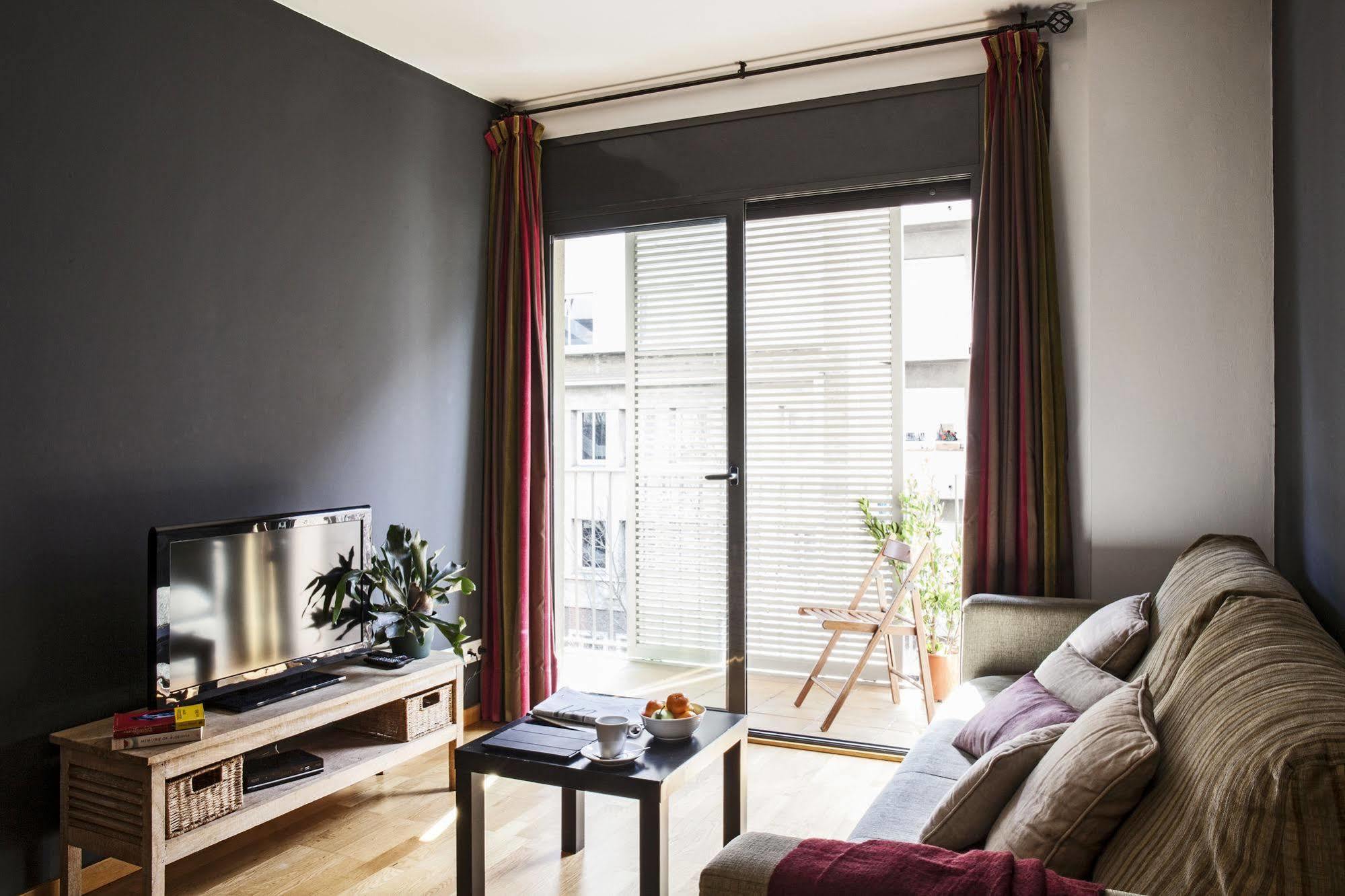 AinB Eixample - Entença Apartments Barcelona Exterior foto